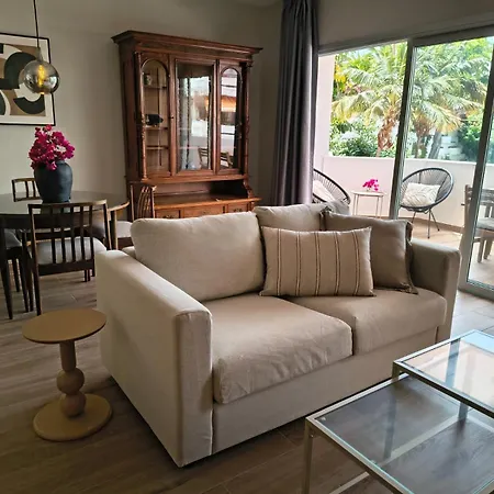 Eden White Molino Oasis Apartman
